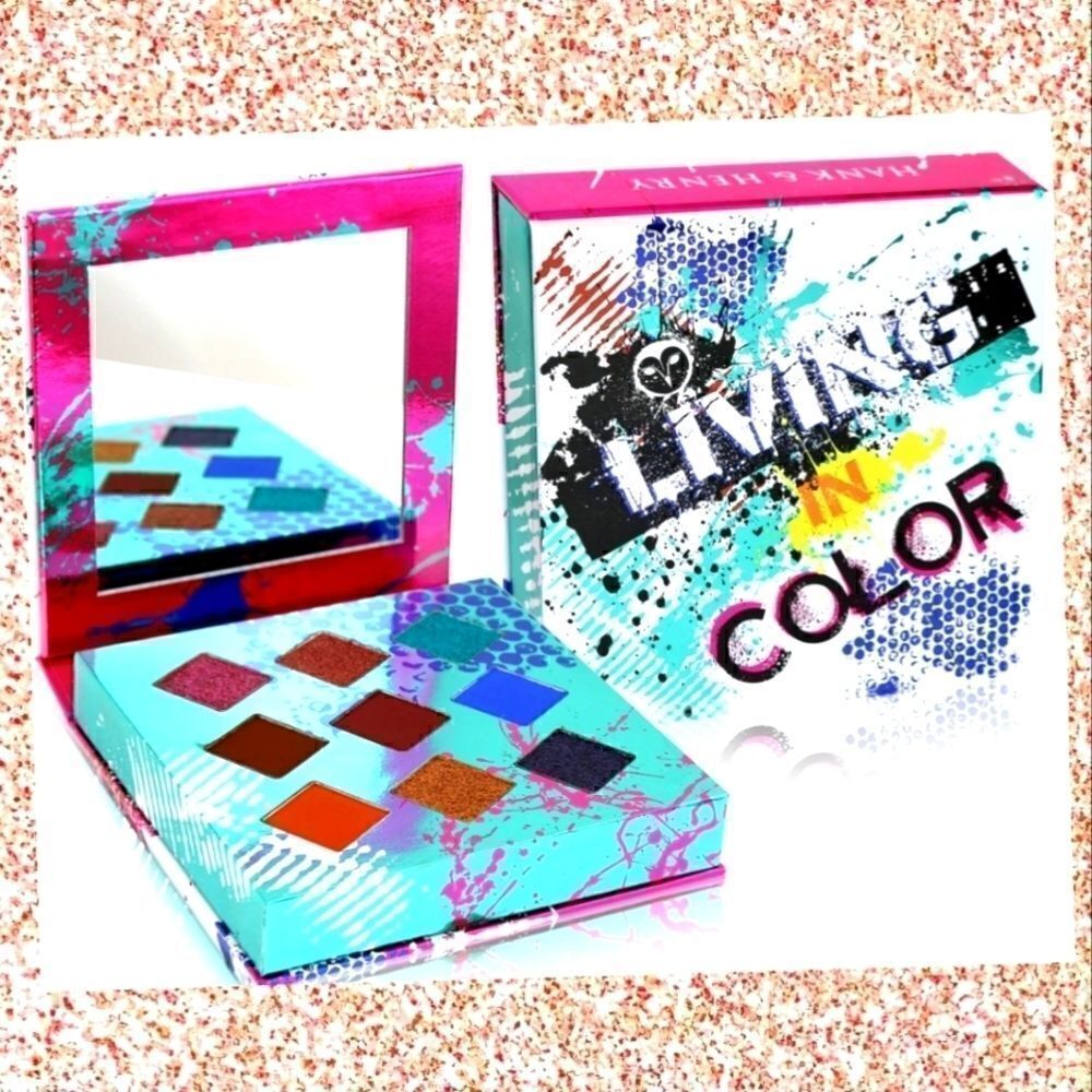 Hank & Henry Living in Color Eye Shadow Pallete